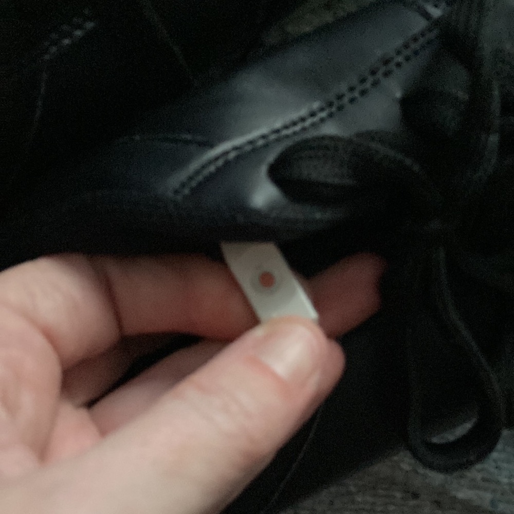 Light up sneakers - Picture 3 of 8
